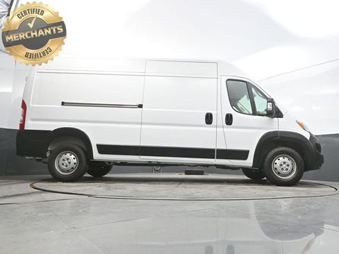 Used 2023 RAM ProMaster 2500 FWD image 36