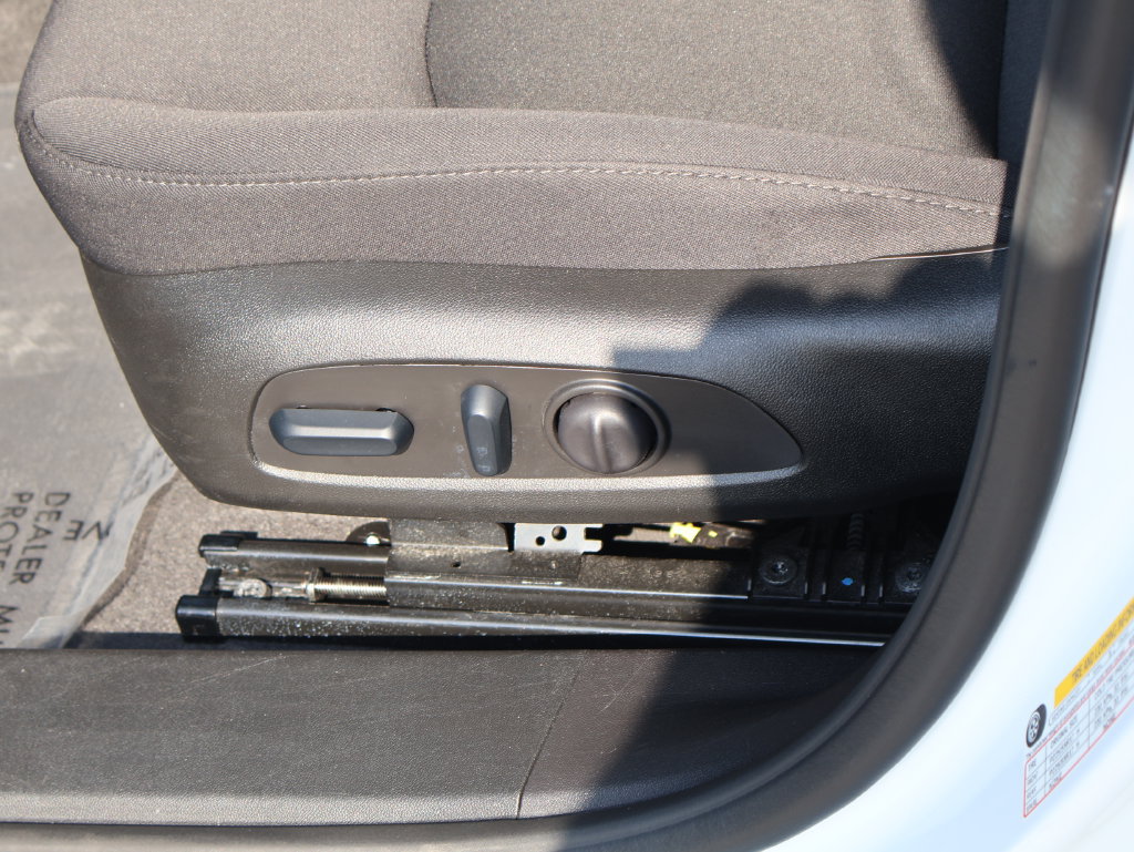Used 2024 Chevrolet Malibu LT FWD image 23