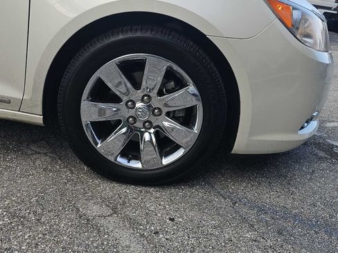 Used 2011 Buick LaCrosse CXL AWD/4WD image 9