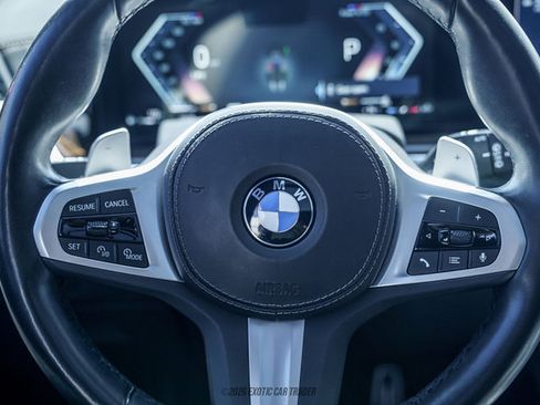 Used 2024 BMW X5 sDrive40i w/ M Sport Package RWD image 21