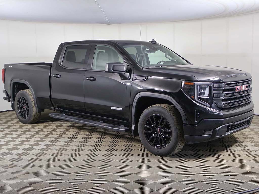 Used 2024 GMC Sierra 1500 Elevation AWD/4WD image 2