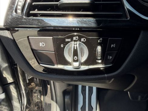 Used 2018 BMW 530i w/ M Sport Package RWD image 8