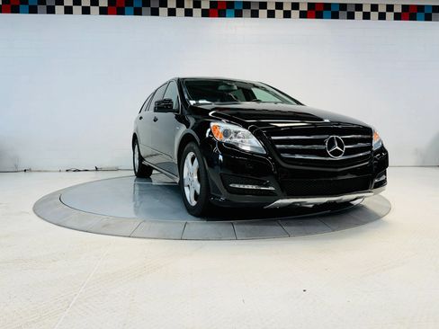Used 2012 Mercedes-Benz R 350 4MATIC image 21