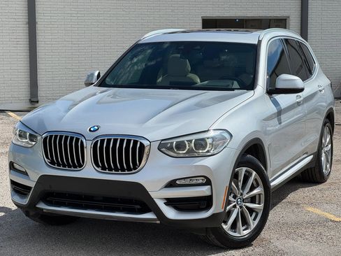 Used 2019 BMW X3 sDrive30i w/ Premium Package RWD image 2