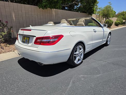 Used 2013 Mercedes-Benz E 350 Cabriolet image 3
