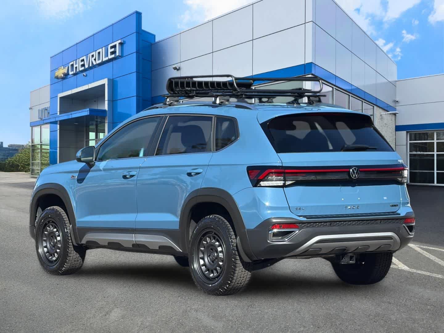 Used 2025 Volkswagen Taos SEL AWD/4WD image 6