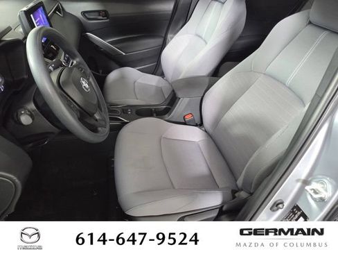 Used 2023 Toyota Corolla Cross AWD Hybrid image 18