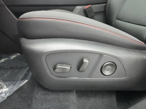 Used 2026 Chevrolet Traverse Z71 w/ Driver Confidence Package AWD/4WD image 30