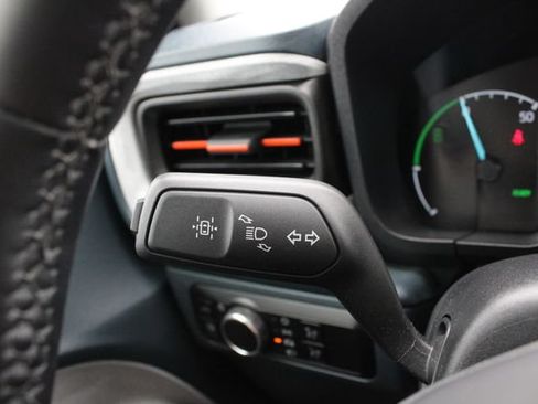 Used 2024 Ford Maverick XLT w/ XLT Luxury Package FWD image 11