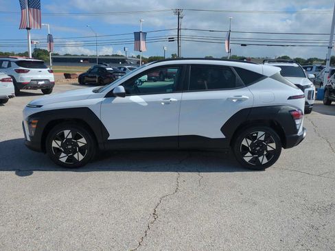 Used 2024 Hyundai Kona SEL FWD image 5