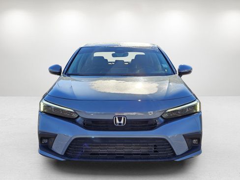 Used 2023 Honda Civic Touring image 2