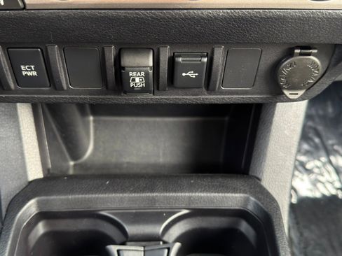 Used 2021 Toyota Tacoma SR5 RWD image 25