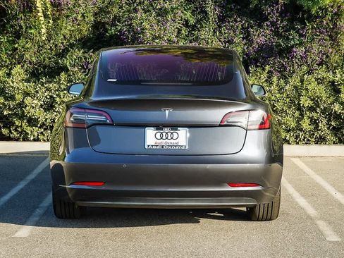 Used 2018 Tesla Model 3 Long Range image 5