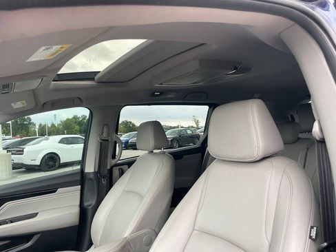 Used 2023 Honda Odyssey Touring image 19