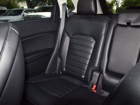 Used 2023 Ford Edge SEL w/ Convenience Package image 19