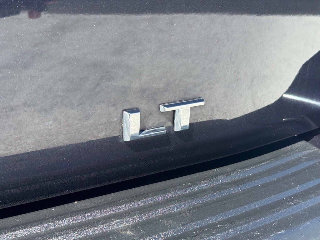 Used 2025 Chevrolet Tahoe LT RWD image 15