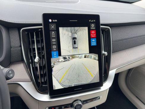 New 2026 Volvo XC90 T8 Ultra w/ Protection Package Premier image 22