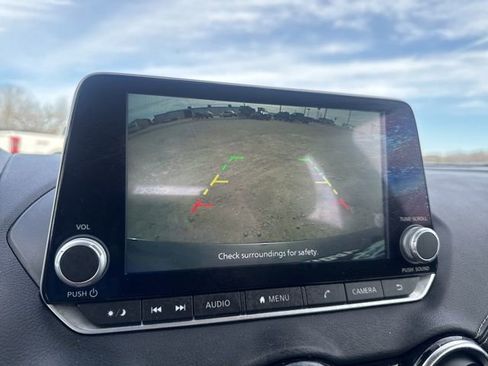 Used 2024 Nissan Sentra SV image 13