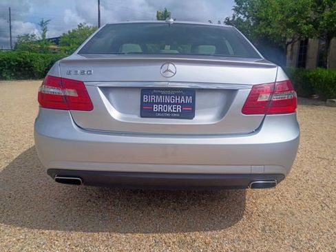 Used 2013 Mercedes-Benz E 350 Sedan image 11