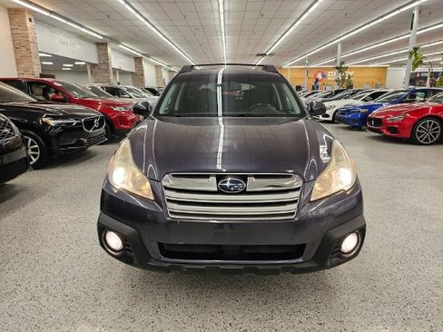 Used 2013 Subaru Outback 2.5i Premium image 2