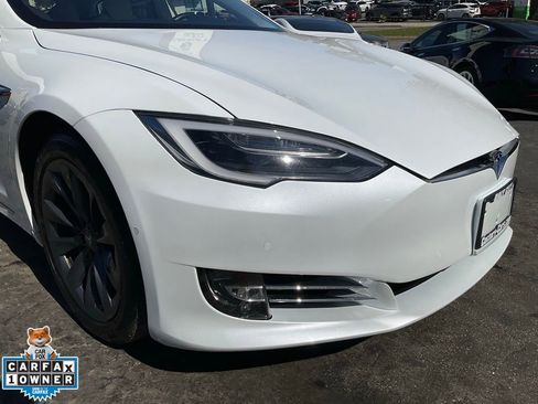 Used 2018 Tesla Model S 75D image 70