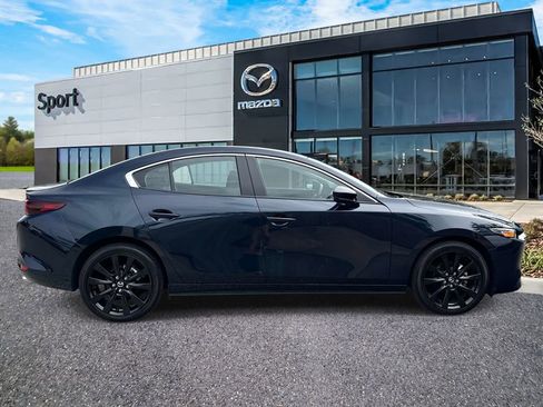Certified 2025 MAZDA MAZDA3 s FWD image 3