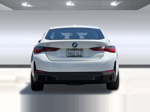 Used 2025 BMW i4 eDrive40 w/ Parking Assistance Package RWD image 10