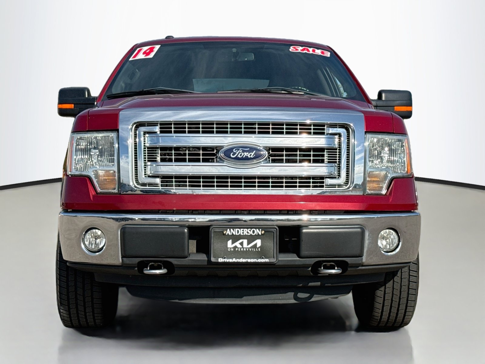 Used 2014 Ford F150 XLT w/ XLT Chrome Package AWD/4WD image 2