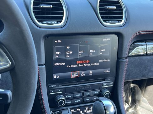 Used 2018 Porsche 718 Cayman S RWD image 16