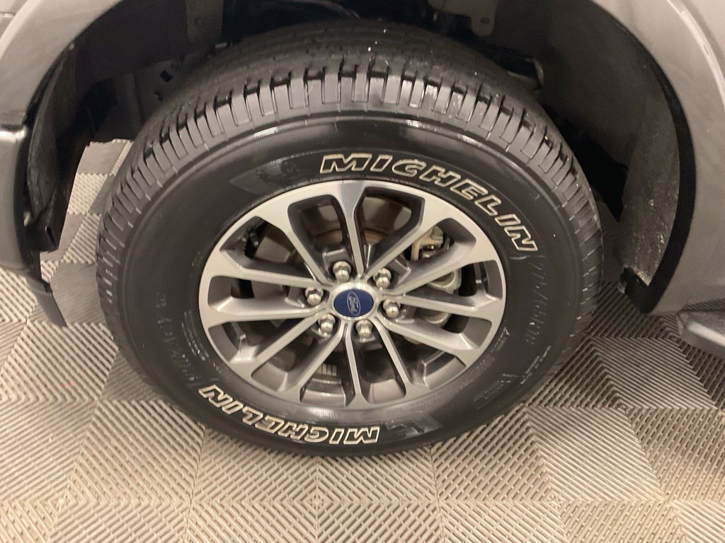 Used 2018 Ford F150 XLT w/ Equipment Group 302A Luxury AWD/4WD image 14