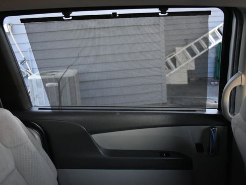 Used 2014 Honda Odyssey EX image 40