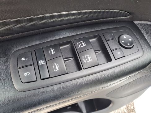 Used 2021 Dodge Durango GT image 9