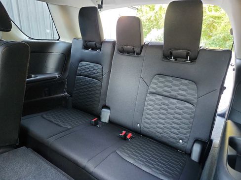 New 2025 Nissan Pathfinder SV w/ Black Appearance Package image 22