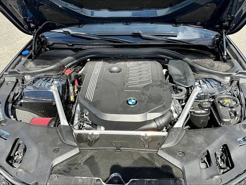 Used 2023 BMW 540i w/ M Sport Package RWD image 30