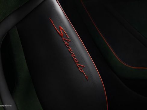 Used 2024 Lamborghini Huracan Sterrato image 36