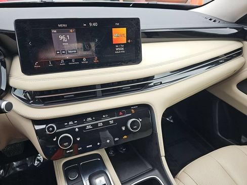 Certified 2023 INFINITI QX60 Pure AWD/4WD image 5