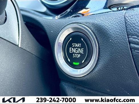 Used 2022 Buick Encore GX Select image 32