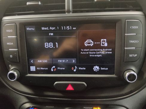 Used 2025 Kia Soul LX w/ LX Technology Package image 25