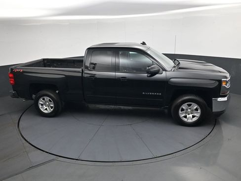 Used 2019 Chevrolet Silverado 1500 LT AWD/4WD image 25