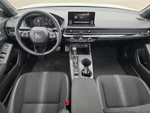 Used 2025 Honda Civic Sport image 13