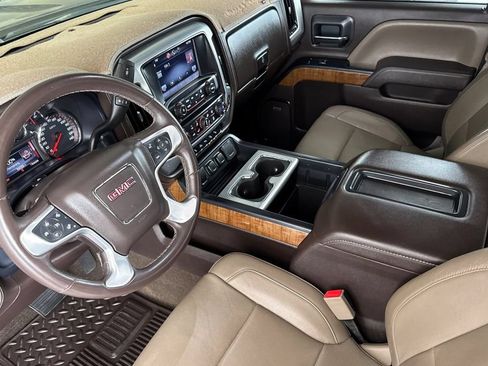 Used 2015 GMC Sierra 1500 SLT w/ SLT Crew Cab Value Package AWD/4WD image 10