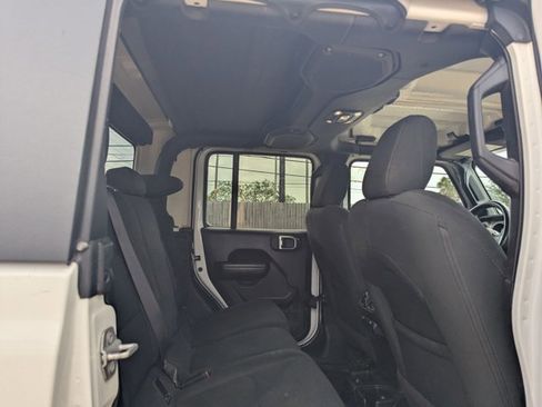 Used 2020 Jeep Gladiator Sport w/ Quick Order Package 24S image 14