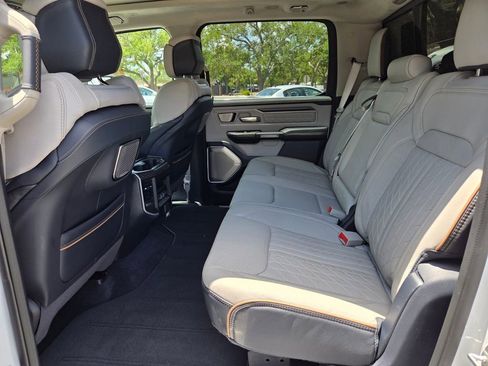 Used 2025 RAM 1500 Tungsten AWD/4WD image 17