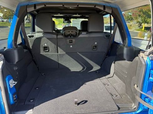 New 2025 Jeep Wrangler Unlimited Rubicon w/ Steel Bumper Group image 28