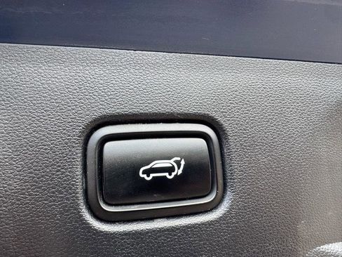 Used 2022 Hyundai Tucson Limited image 26