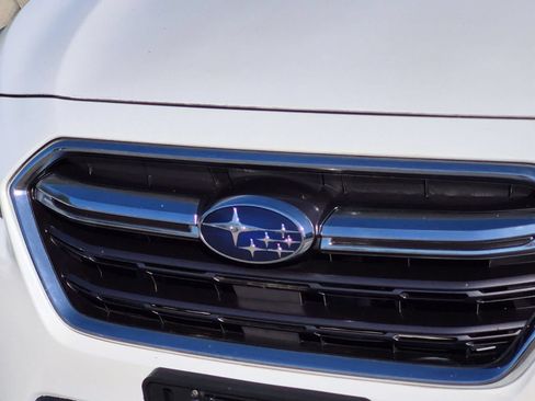 Used 2019 Subaru Outback 2.5i Limited AWD/4WD image 12