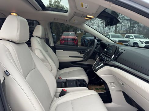 Used 2025 Honda Odyssey EX-L image 21