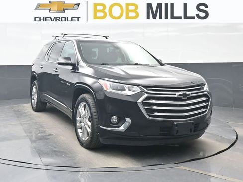 Used 2019 Chevrolet Traverse High Country w/ LPO, Floor Liner Package AWD/4WD image 1