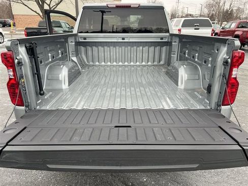 Certified 2025 Chevrolet Silverado 1500 Custom image 24