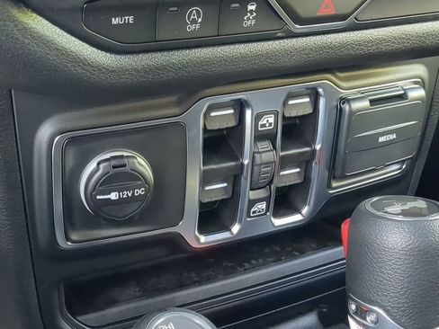 New 2025 Jeep Wrangler Sport S image 21